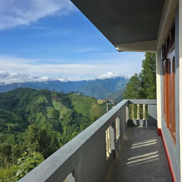 2BHK Mountain View with Full Kitchen and Hi-Speed Internet, hotel in Bomdila