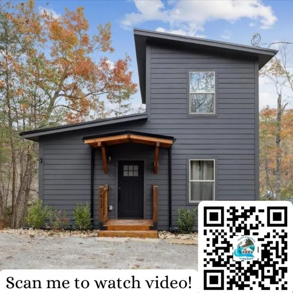 2 Brand New Cabins For Family Retreat!, hotel in Sevierville