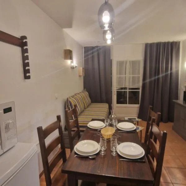 Chez Anne, hotel v destinaci Argentat