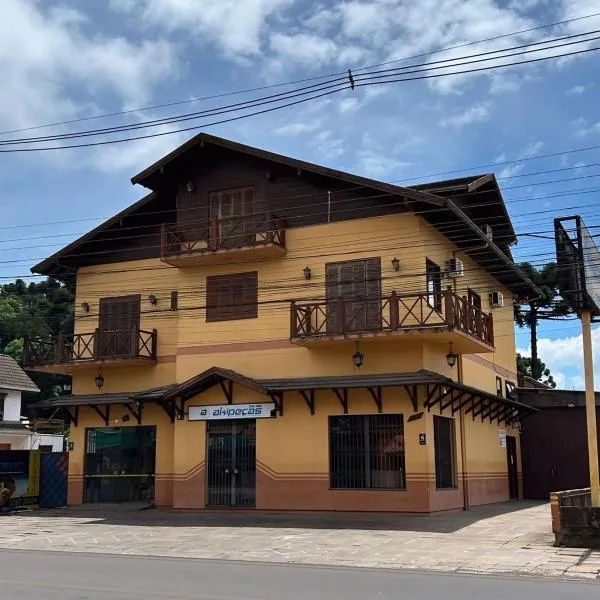 Residencial Amora, hotel in Canela