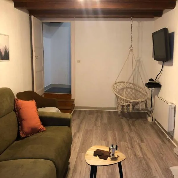 Casa Lumos, hotel em Thizy-les-Bourgs