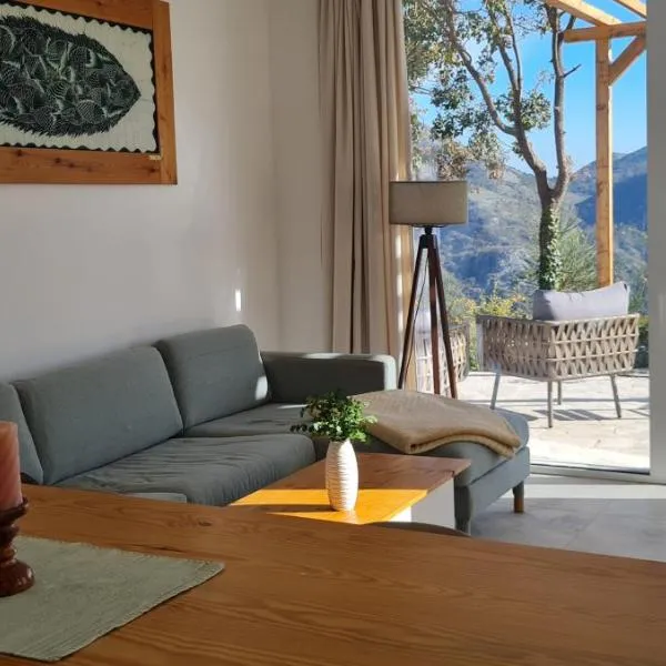Sunrise Lodge – hotel w mieście Dapčevići