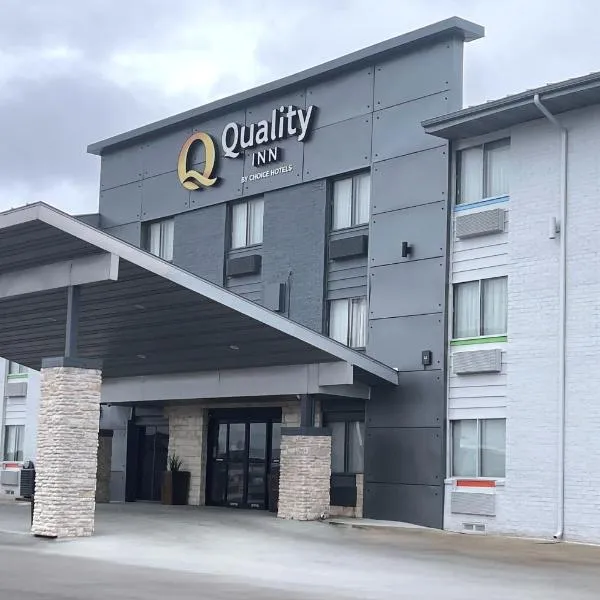 Quality Inn - Denton, hotel en Denton