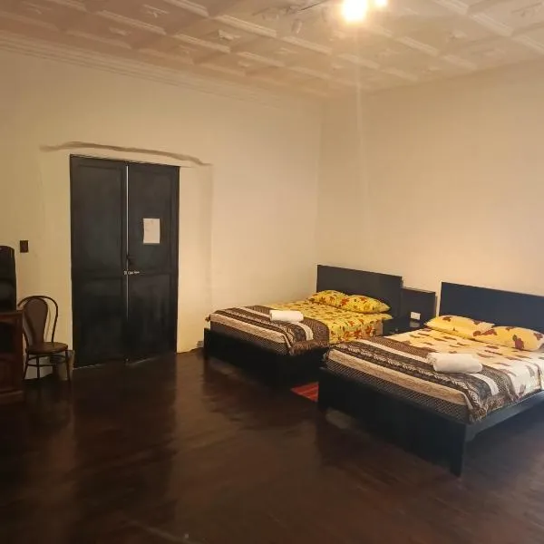 El Renacimiento - Suite Cardinal, hotel em Cuenca