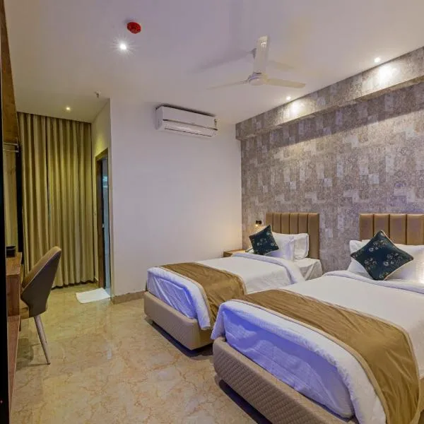 Grand Continent Hotel Gachibowli - US Consulate, hotel v destinaci Gachibowli