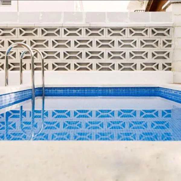 Cozy Apartment Rocamar, готель у місті Сан-Пере-де-Рібес