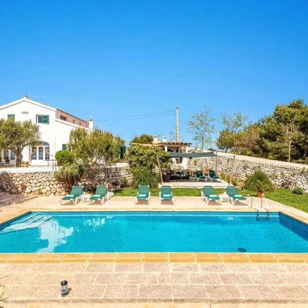 Finca Llucasaldent Menor by Menorca Vacations، فندق في الايور