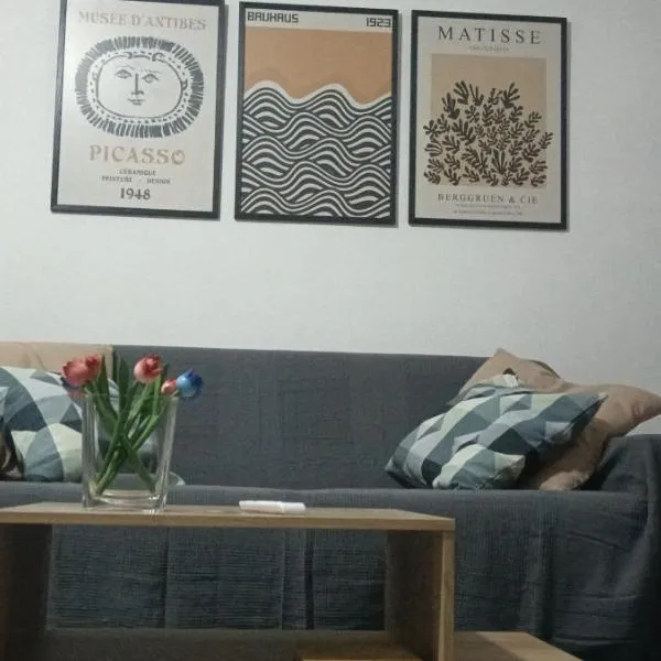 La Casa di Rosy، فندق في فرانكافيلا أل ماري