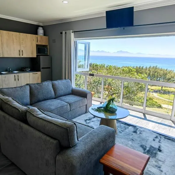 Hartklop Luxury Self Catering Guesthouse, hotel di Linkside