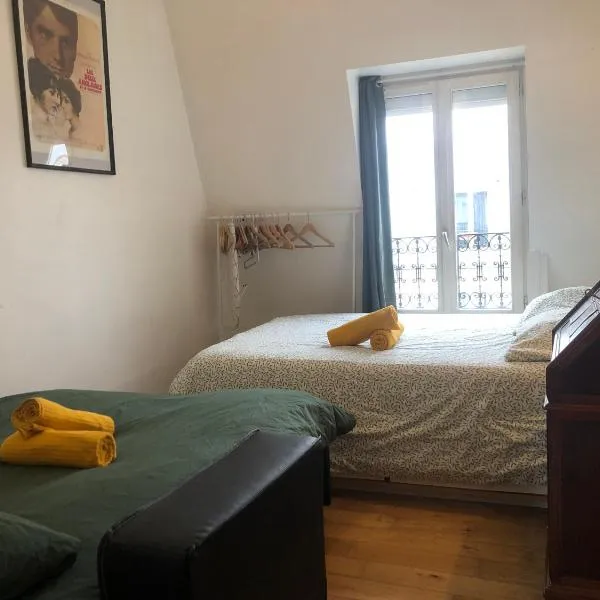 2 pièces sous les toits 6 personnes calme lumineux équipé, hotel v Paříži