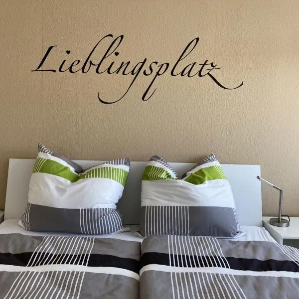 Fewo Lieblingsplatz mit Indoor Pool, Hotel in Schluchsee