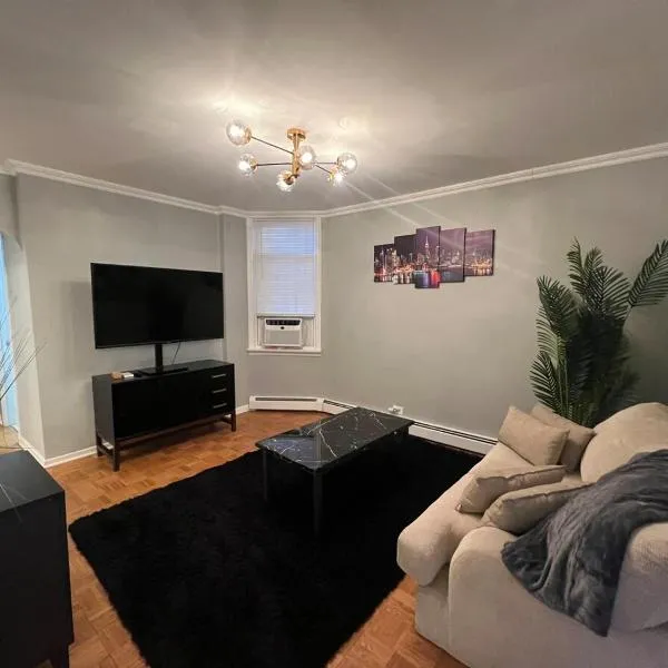 Waterfront 4BR apt - 15Min to MetLife and TIMES SQ, Hotel in Union City