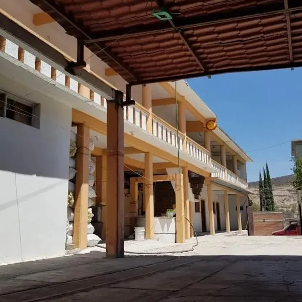 Hotel Casa Eduardo Martinez, hotel v destinaci Santiago Matatlán