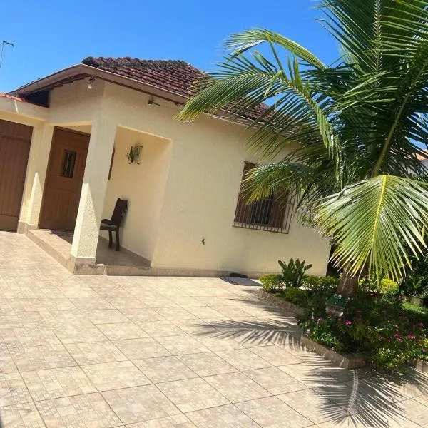 Casa Pinheiro, hotel in Praia Grande