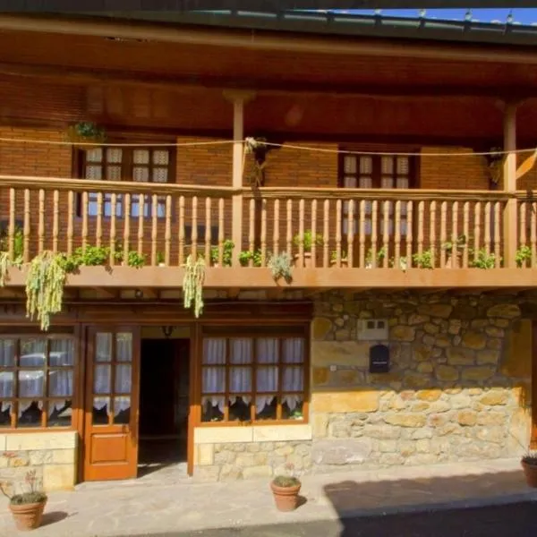 Vivienda Quintana, hotel en La Cueva