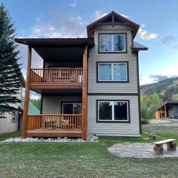 Stemwinder Duplex Chalet by StayIn, Hotel in Kimberley