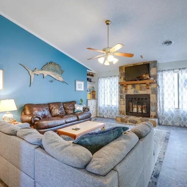 Pet-Friendly Wilmington Home with Fenced Yard!, hotel in Wilmington