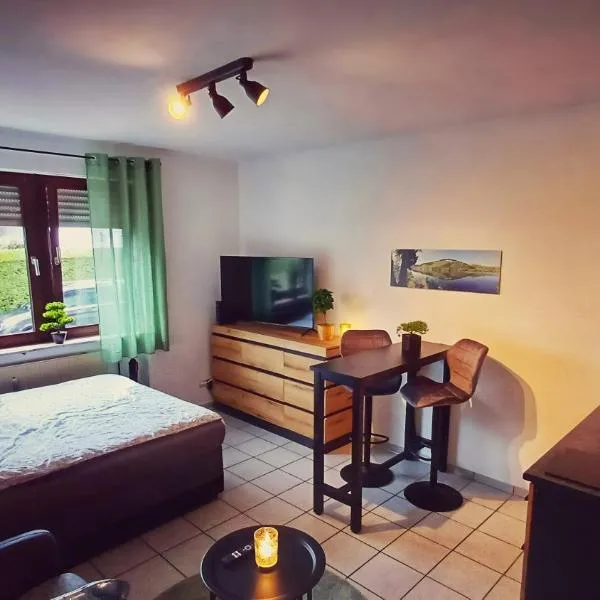 Ferienwohnung Moselnest, ξενοδοχείο σε Longuich