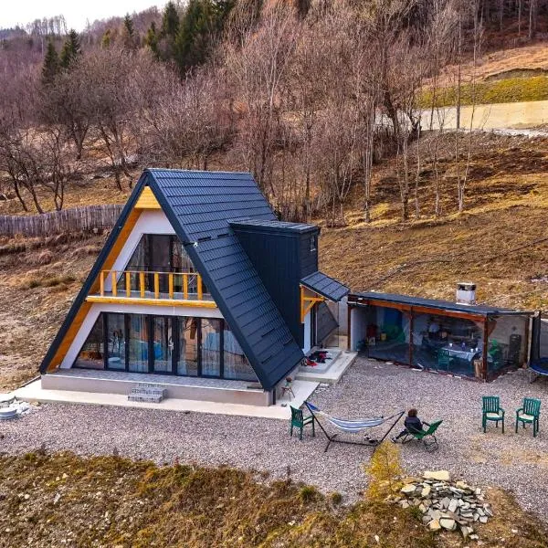Sunrise View Chalet, ξενοδοχείο σε Trăisteni