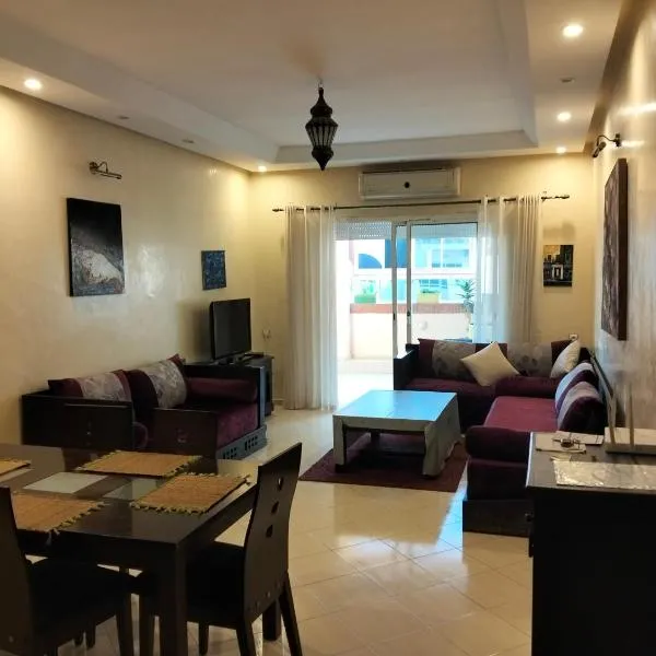Appart Najia au Centre Kenitra avec grande Terrasse, hotel in Kenitra