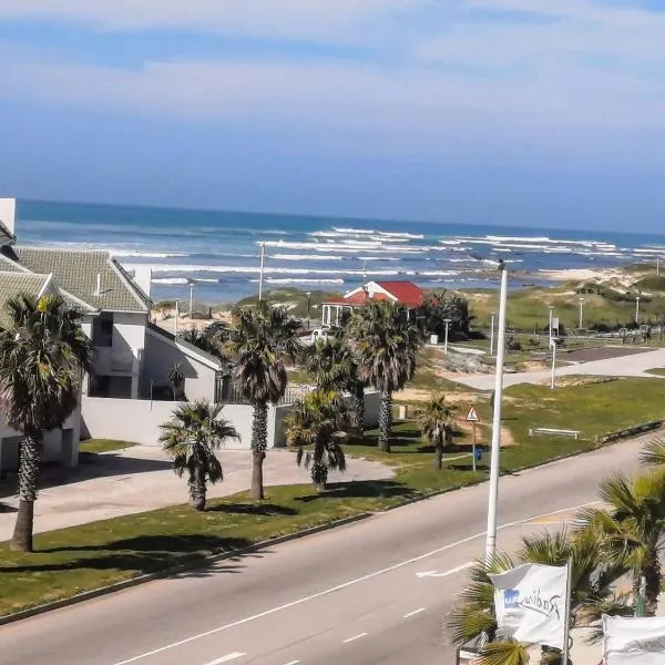 Summerstrand, 9th Avenue, Unit 303 Cascades, hotel in Port Elizabeth