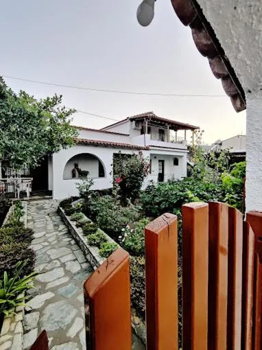 Amalia Studios Skiathos, hótel í Skiathos
