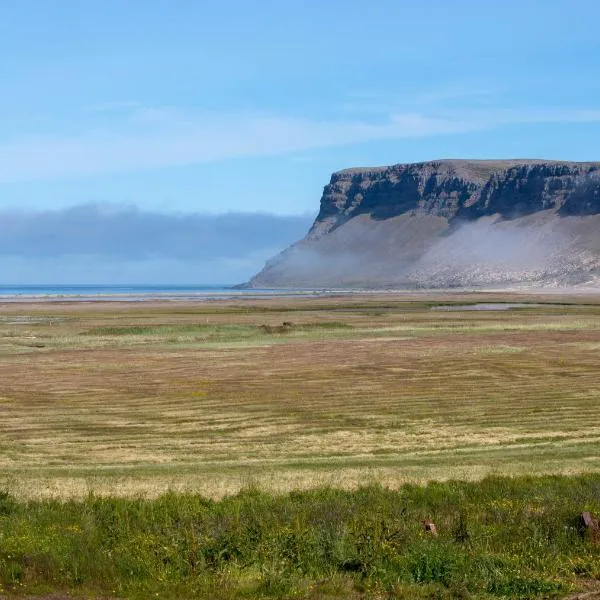Hotel Breidavik, hotel v destinaci Breiðavík