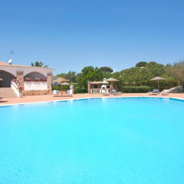 Chic Villa Antonina T6 2 BedroomApartment sleeps 6, hotel in Santa Marinella