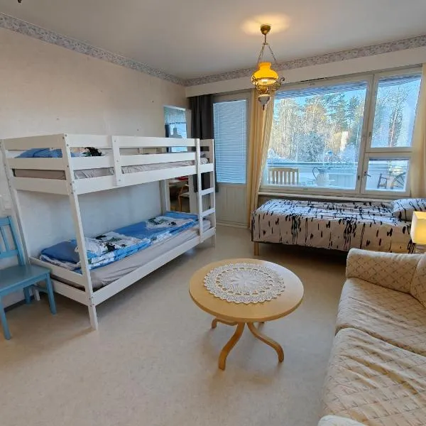 Puolivälin Krouvi - Halfway To Lapland, hotel em Pyhäsalmi