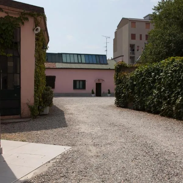 Affittacamere Europa Fiera, hotel v destinaci Rho