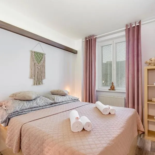 Natural-Style Apartment in The Centre of Bratislava, hôtel à Bratislava