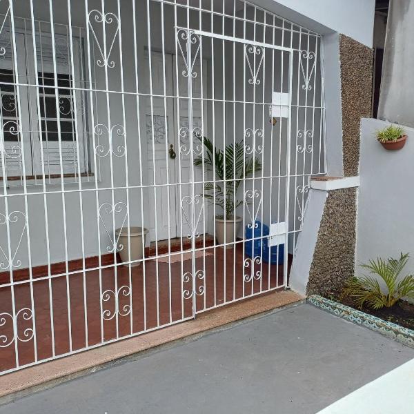 Linda casa 3 quartos a 5 minutos da COP