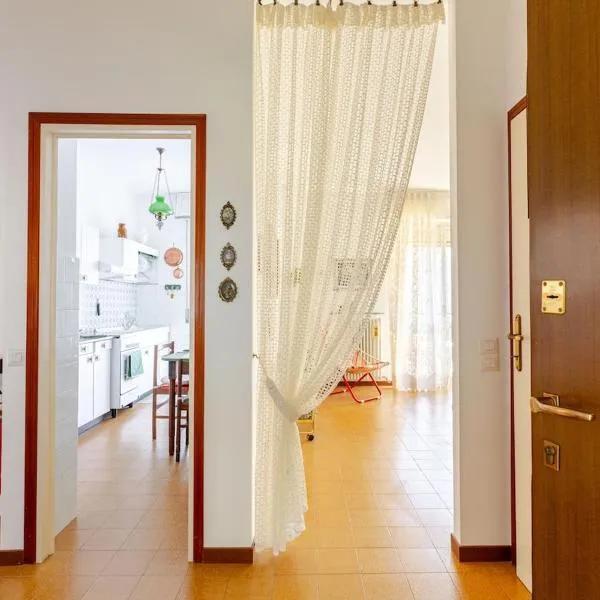 CasaPiergiulia - Canzo - Lago di Como -Parcheggio - Wifi, מלון בCanzo