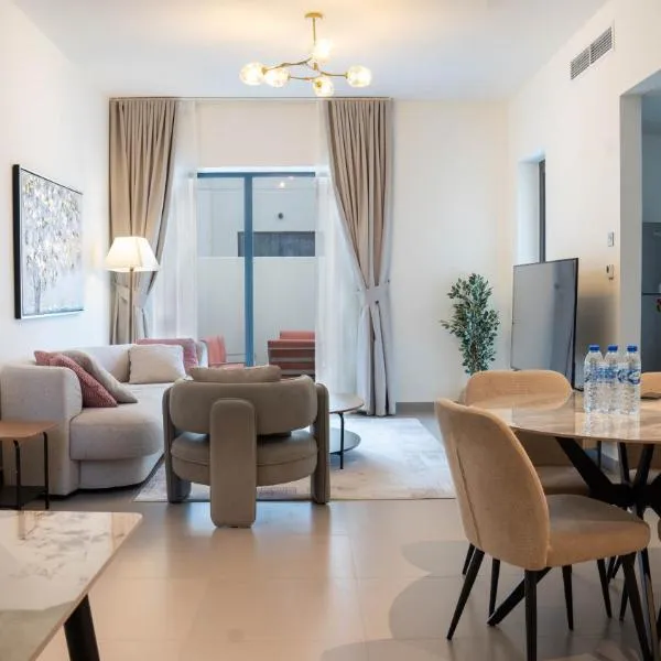F1 Dream 4br Villa! - Yas Island, hotel in Abu Dhabi