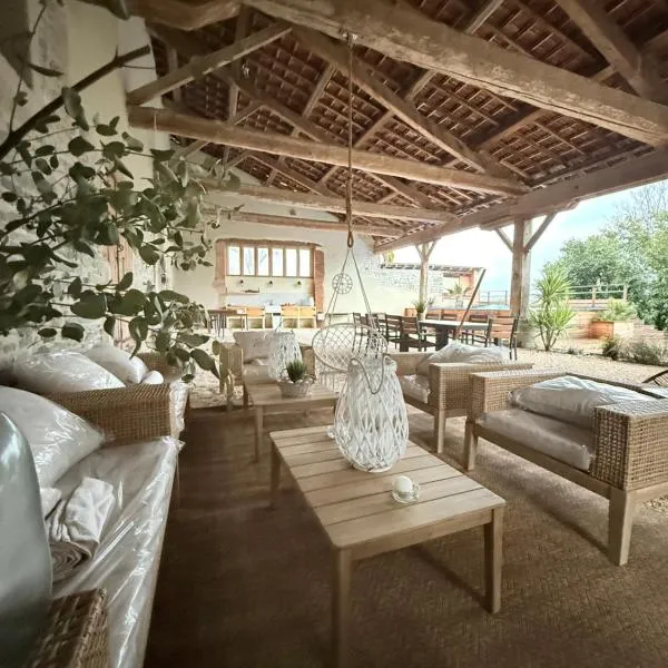 Villa HARMONIE, hotel v destinácii Cessieu