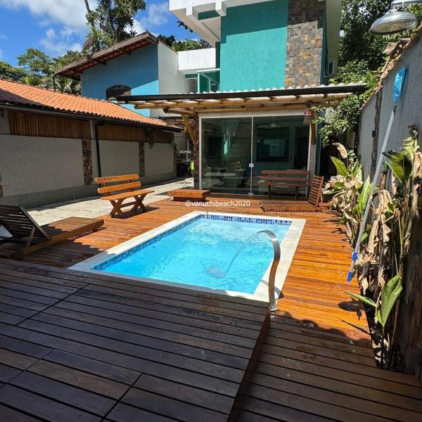 Vanuchi Beach Deck