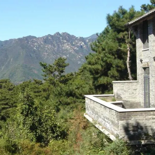 Home of the Great Wall, hotel in Huairou