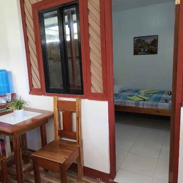 Kennie's Homestay, hotel a Port Barton