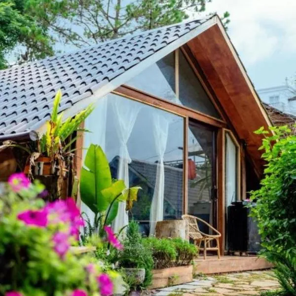 Đồi Gió Hú Homestay & Coffee Măng Đen, hotel in Kon Von Kla