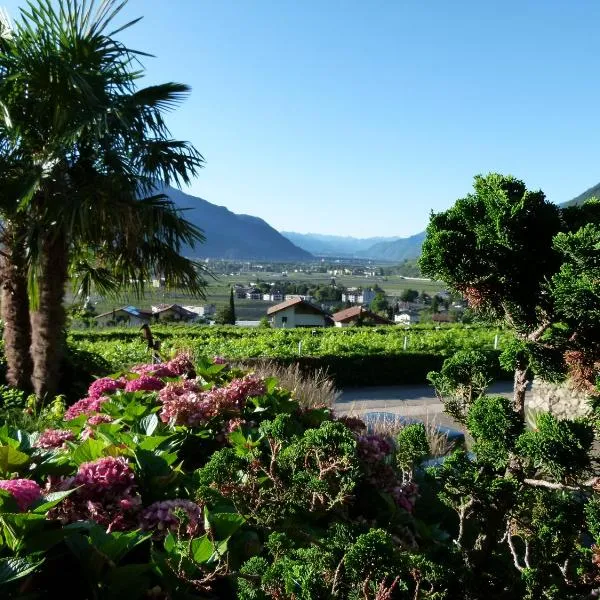 Pension Hauenstein, hotell i Lagundo