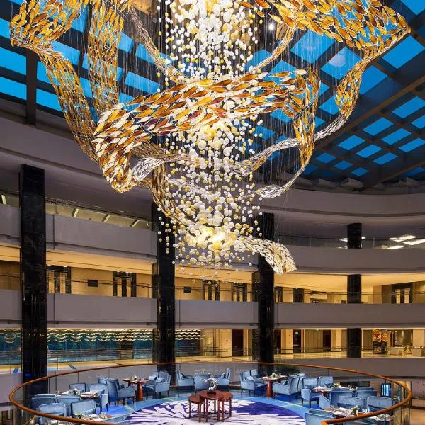 Hilton Foshan - Close to Lecong International Furniture Mall, hotel v destinaci Fo-šan