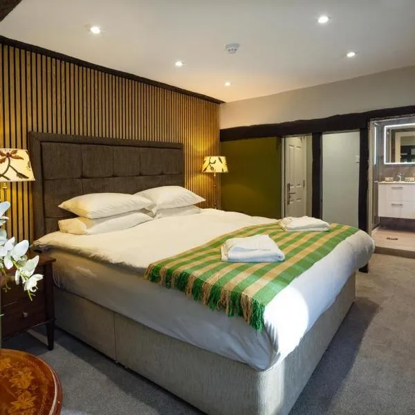 Whyte Harte Hotel、Bletchingleyのホテル