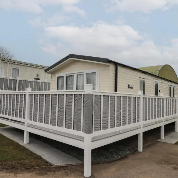 Rowan Court 2, hotel in Scarborough