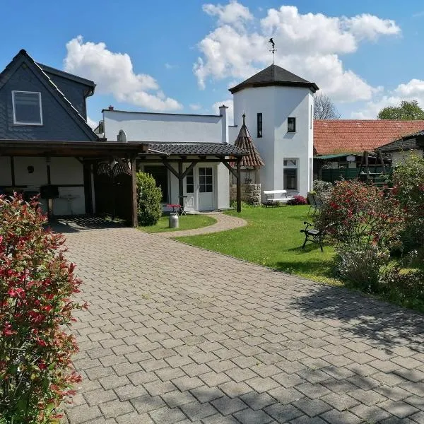 Ferienhaus Piratenburg Rövershagen – hotel w mieście Rövershagen