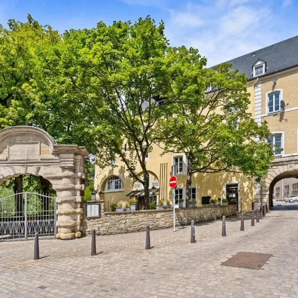 Modern Apartments in Clausen with WiFi, Kitchen & Workspace, hotel v Lucembursku