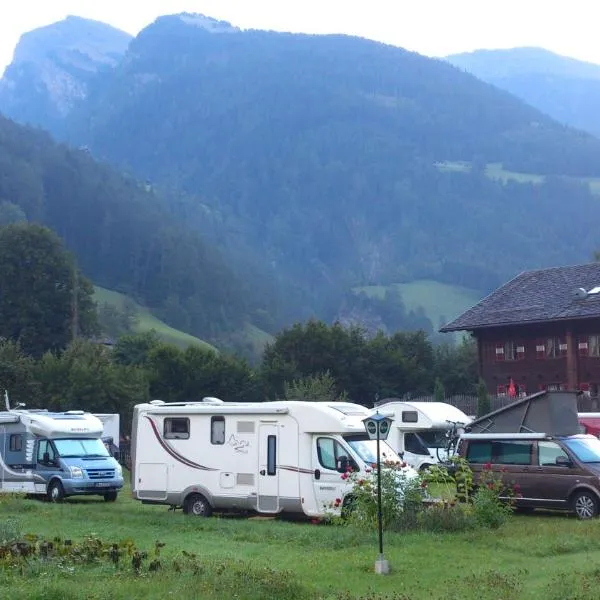 Schlosswirts Wohnmobilstellplatz und Schäferwagen, hotel v destinaci Döllach