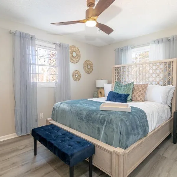 Family friendly & 5-mins to downtown Graham, hotel in Graham