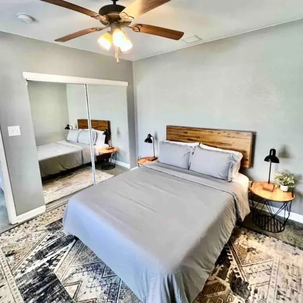 Posh Pad, hotel in Marion