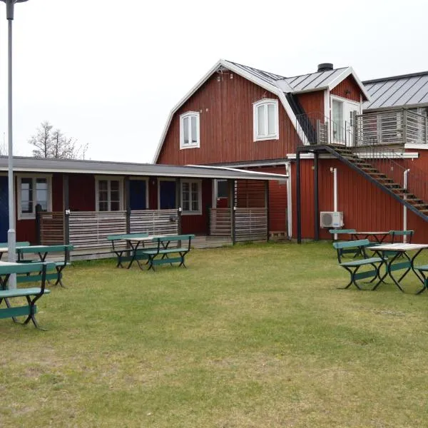 Strandbaden Köpingsvik, hotel v destinaci Köpingsvik
