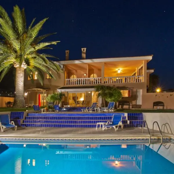 Villa Tranquilla, hotel v destinaci Estepona
